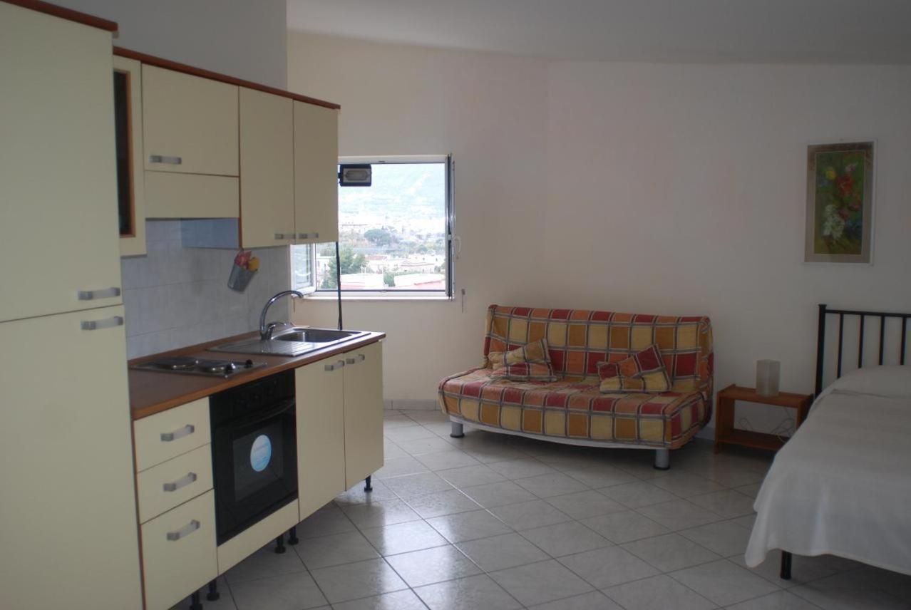 Villino Castellano Apartments Мета Екстериор снимка