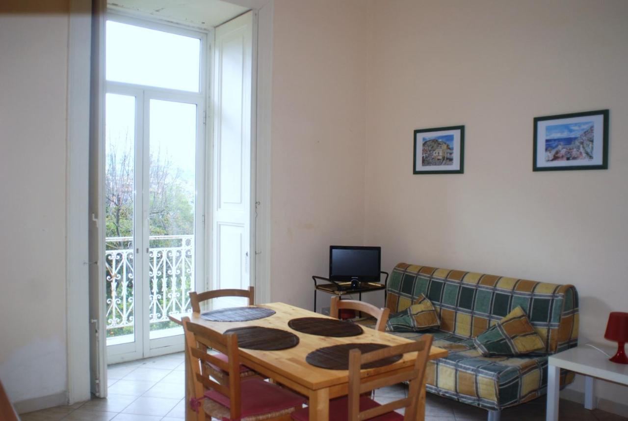 Villino Castellano Apartments Мета Екстериор снимка