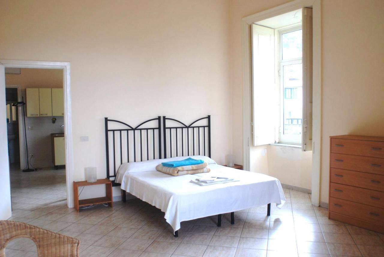 Villino Castellano Apartments Мета Екстериор снимка